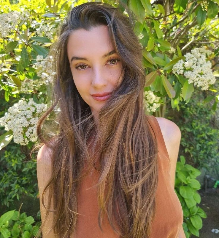 Leyla LydiaTuğutlu ('Mi hija') da a luz a su primer hijo con un parto en el agua
