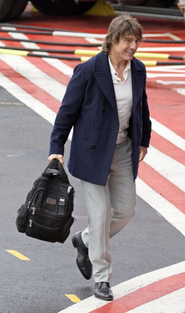 Tom Cruise se mostró muy amable con el personal del helipuerto