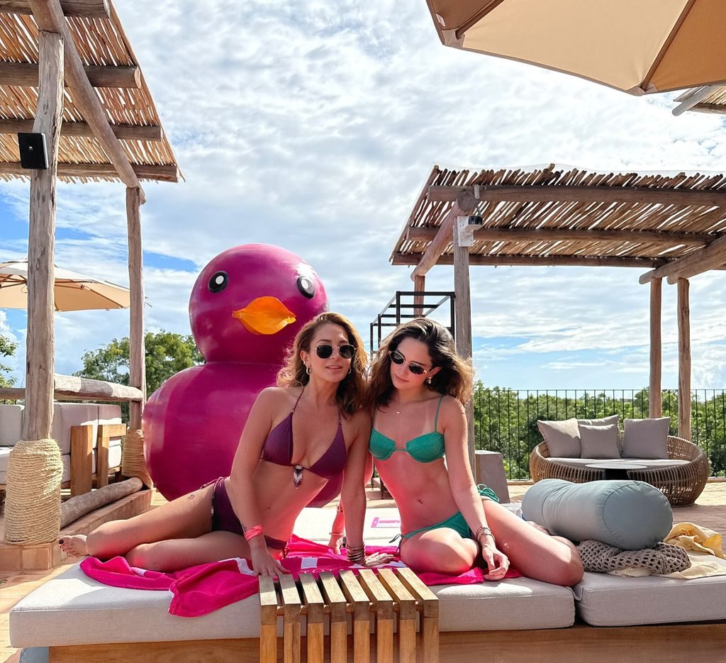 Geraldine Bazán y Elissa Marie