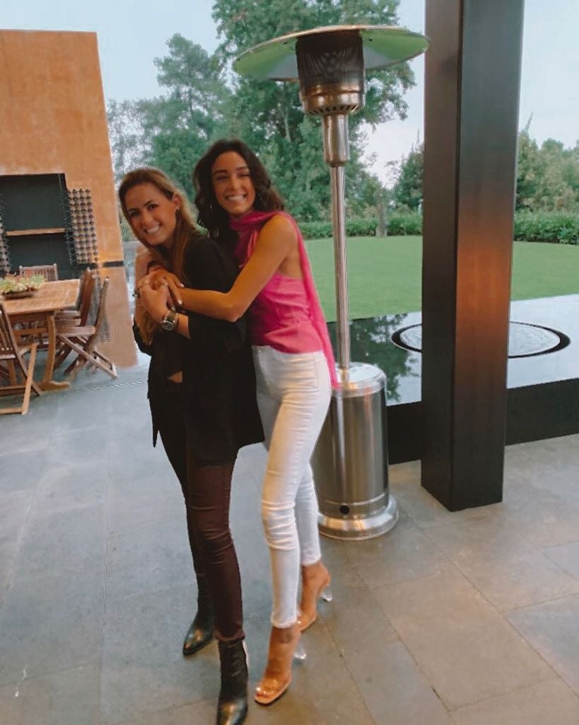 Pese al tiempo y la distancia, Ale Capetillo ha seguido cercana a las hermanas Paulina y Nicole Peña Pretelini.