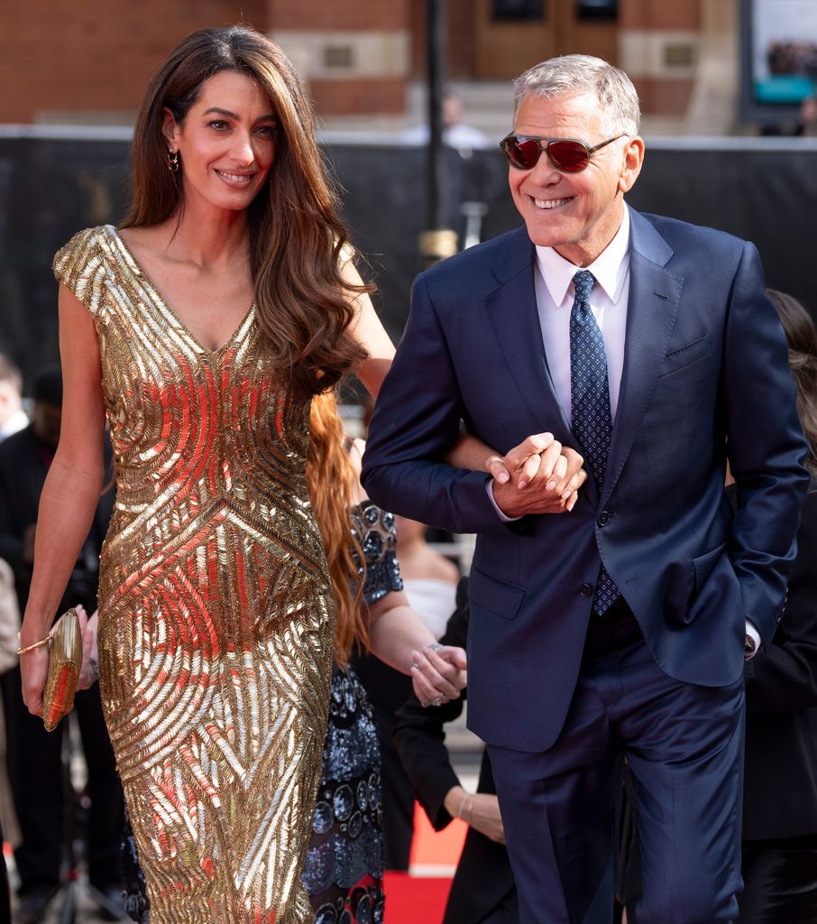 George y Amal recibieron la ciudadanía francesa en diciembre