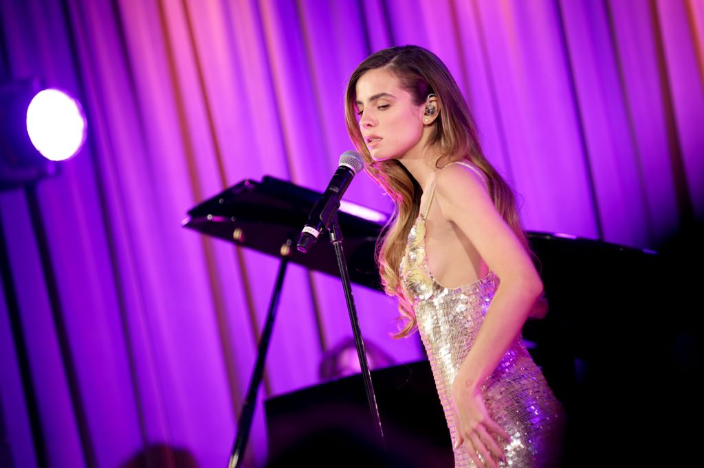 Giulia Be es una reconocida cantante brasileña.