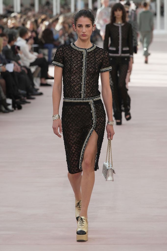 Paris Fashion Week: Chanel Primavera/Verano 2025