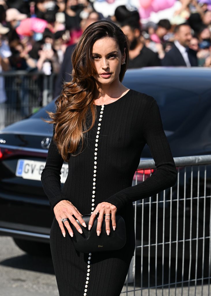 Izabel Goulart en el desfile de Dior Primavera/Verano 2027 durante la Semana de la Moda de París, el 29 de septiembre de 2026.