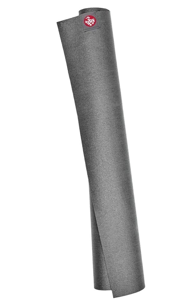 mat de yoga, de Manduka (50 €).