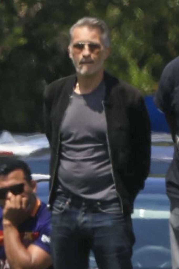 Olivier Martinez (foto de archivo) viendo jugar al fútbol a su hijo Maceo