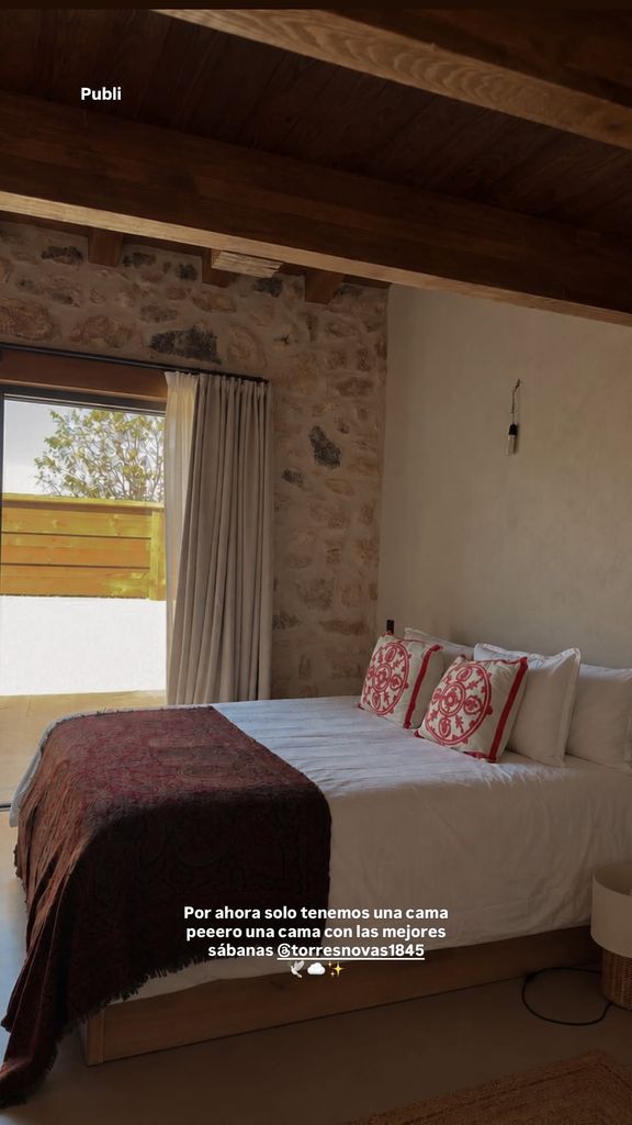 La cama de María y Pablo Castellano