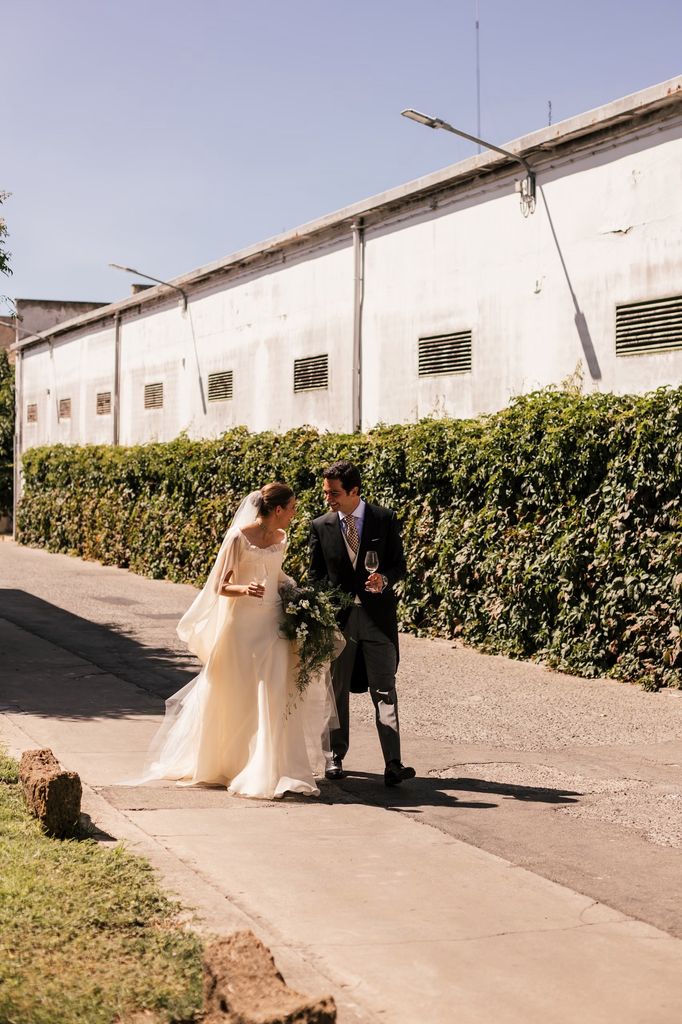 Look de novia de dos piezas Tba romántico