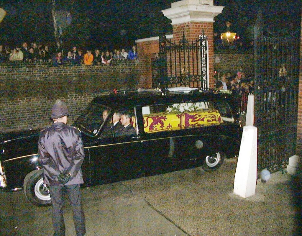 El coche de Diana de Gales horas antes de que comenzara el funeral
