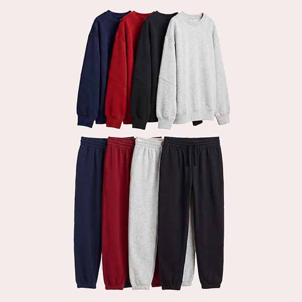  Pack de 4 Sudaderas y 4 Pantalones de Lefties