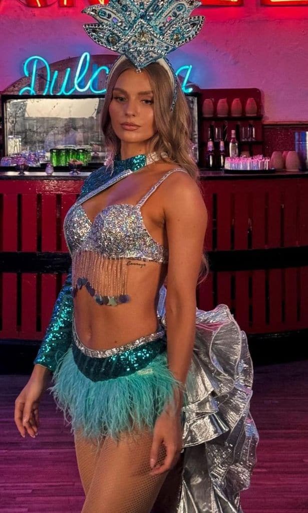 irina baeva en aventurera
