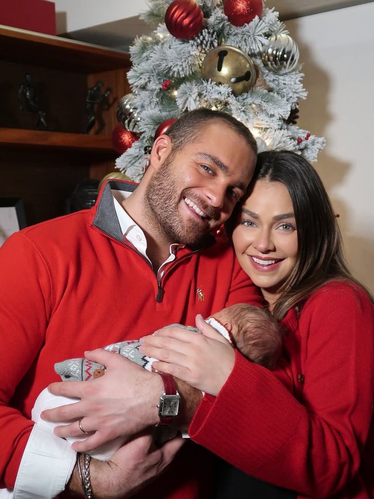 Claudia Martín y Carlos Said anuncian el nacimiento de su hijo Máximo.