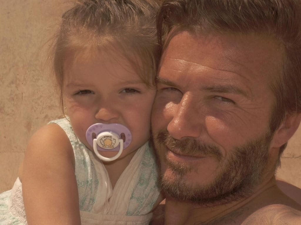 David Beckham compartió nostálgicas fotos junto a su hija Harper.