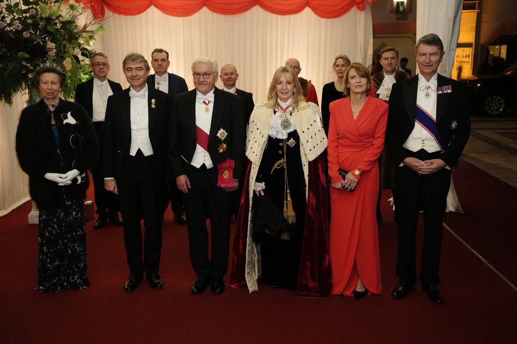 La princesa Ana y Sir Timothe Laurence con el presidente alemán y su mujer en Guidhall