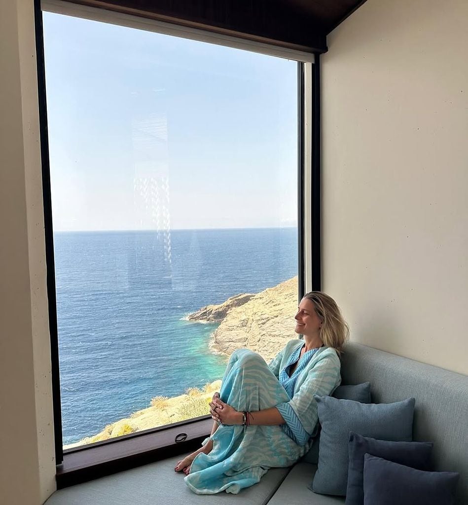 La madre de Tatiana Blatnik de vacaciones por el mar Egeo 