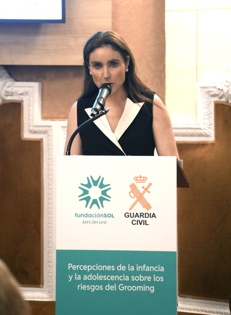 Paloma Segrelles, presidenta de la fundaciónSOL, durante el discurso de presentación del informe