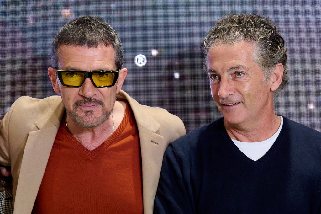Antonio Banderas con su hermano Javier Banderas en los Talia Awards celebrados en Madrid el 6 de marzo de 2023