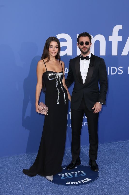 Hande Erçel y Hakan Sabanci en Cannes