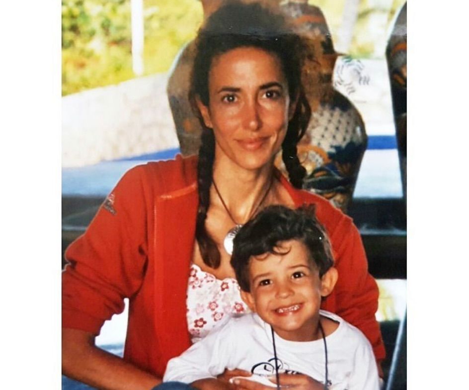 Elsa Anka comparte una foto de la infancia de Miquel