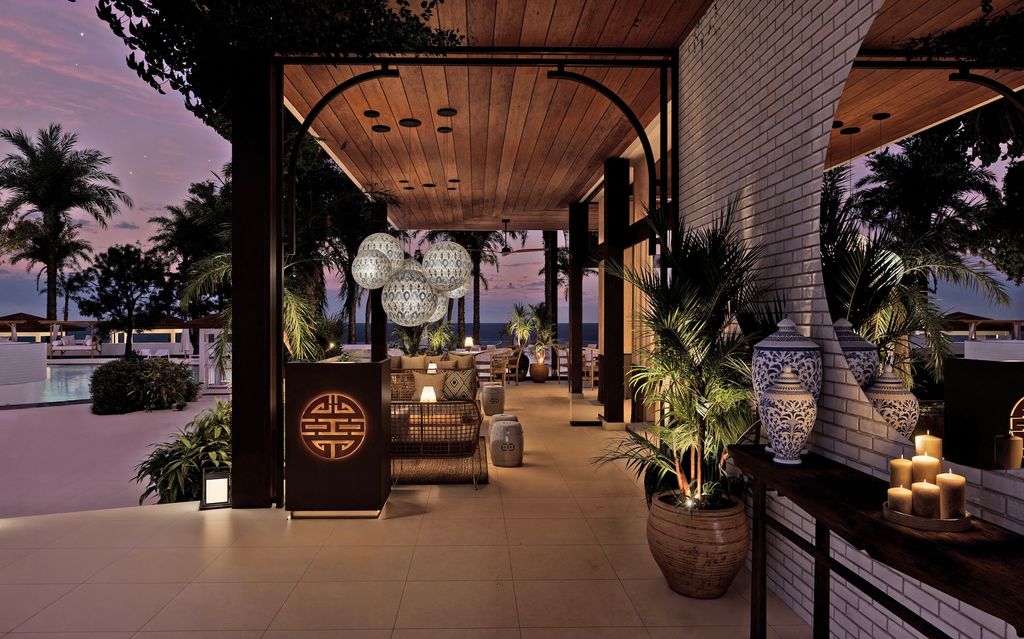 China Crown Marbella