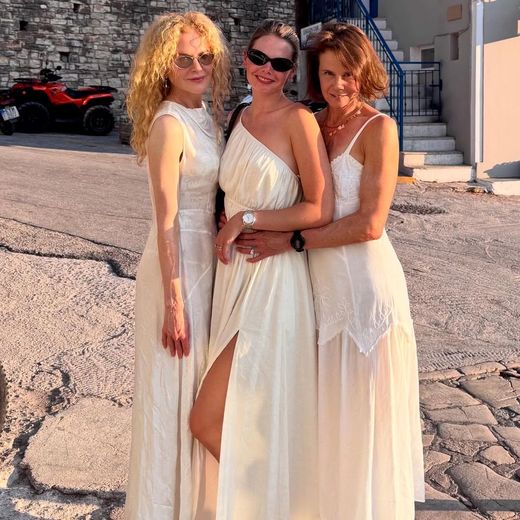 Las hermanas Kidman junto a Lucia