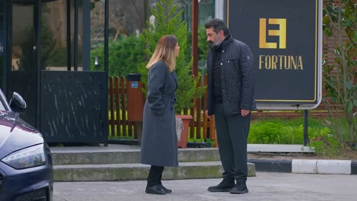 Avance de 'Hermanos': Gülten le pide a Akif 20 millones de liras turcas ha cambio de su silencio