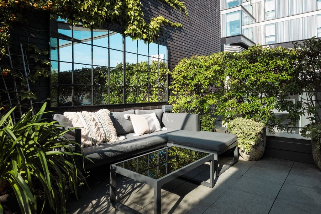 Terraza con salón de verano