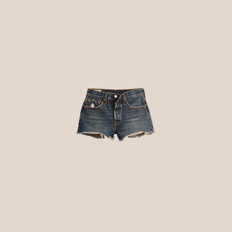 microshorts Levi's 501 denim desgastado y deshilachado