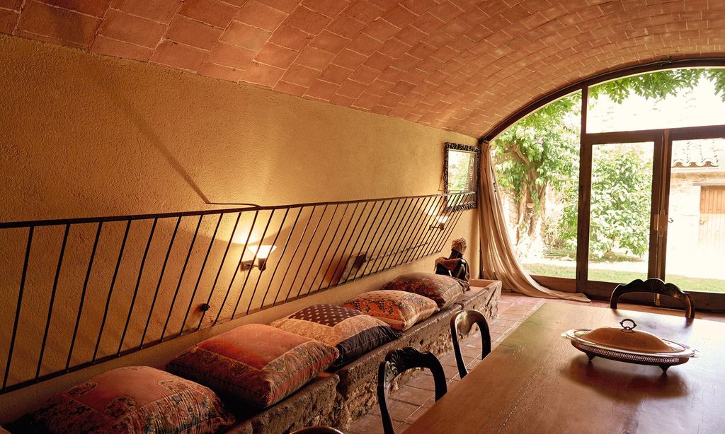 Interior casa Gerona LIVING34