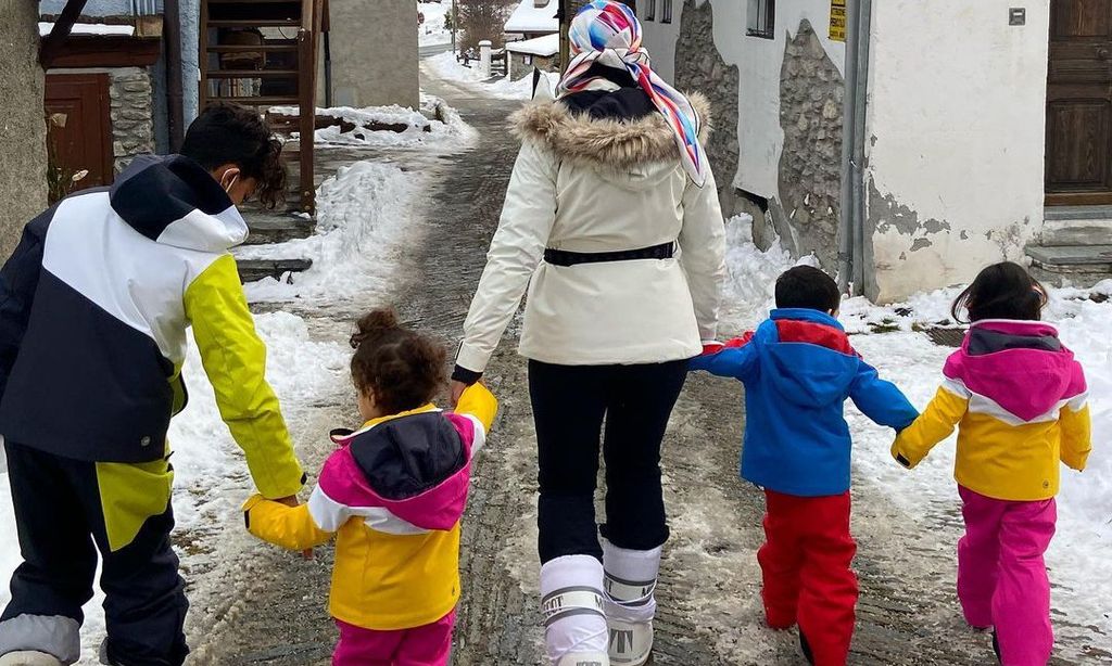 georgina rodr guez de vacaciones en la nieve con sus hijos