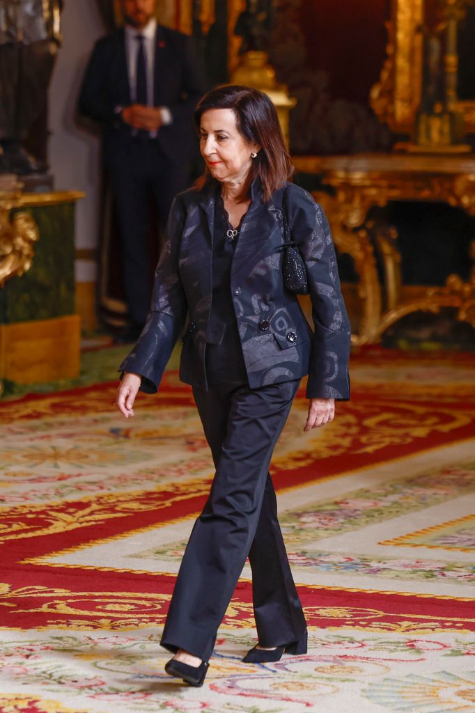 La ministras Margarita Robles en el besamanos