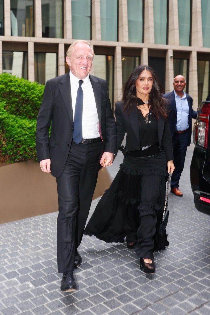 Salma Hayek y François-Henri Pinault estaban de lo más sonrientes en esta ocasión tan romántica