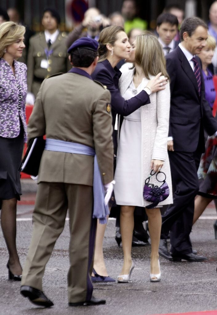 Reyes Felipe y Letizia el 12 de octubre de 2008