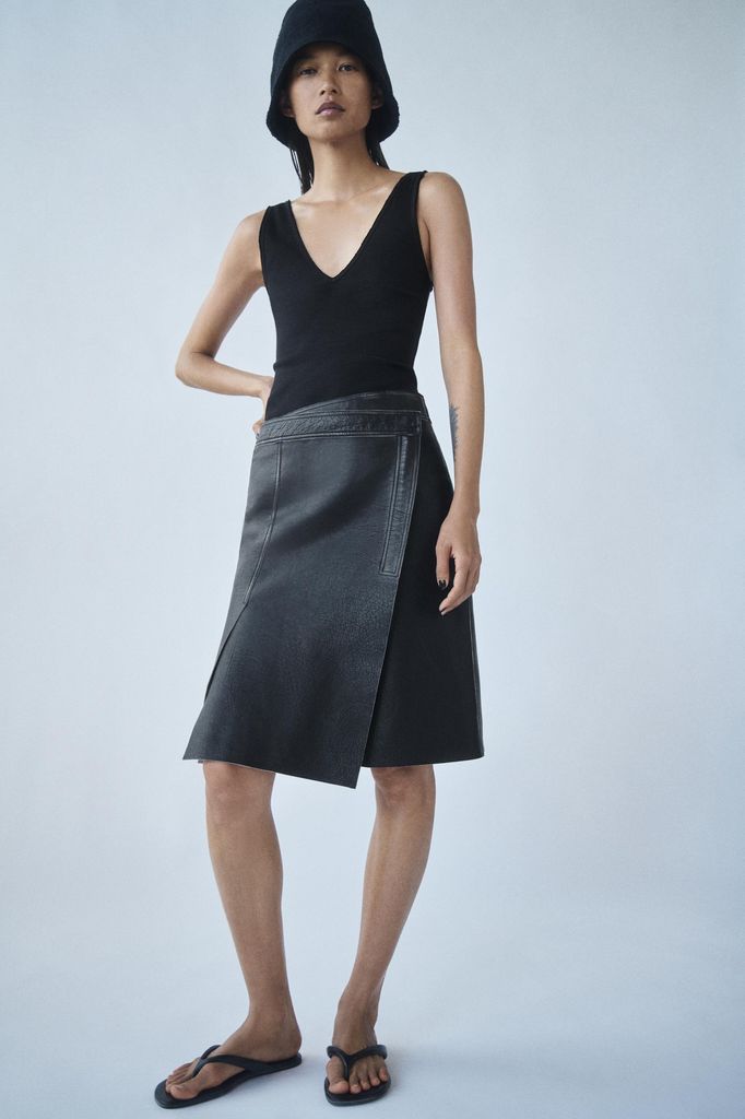 Falda pareo Zara junio 2026