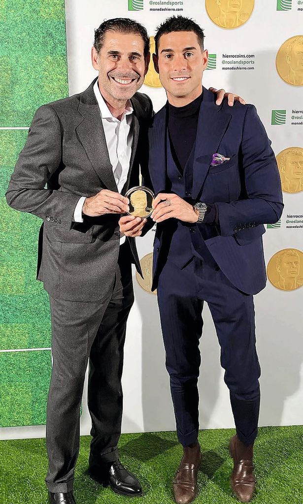 HO4085 Fernando Hierro