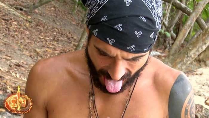 En los últimos días Fabio ha sufrido el doloroso picotazo de una abeja en la lengua