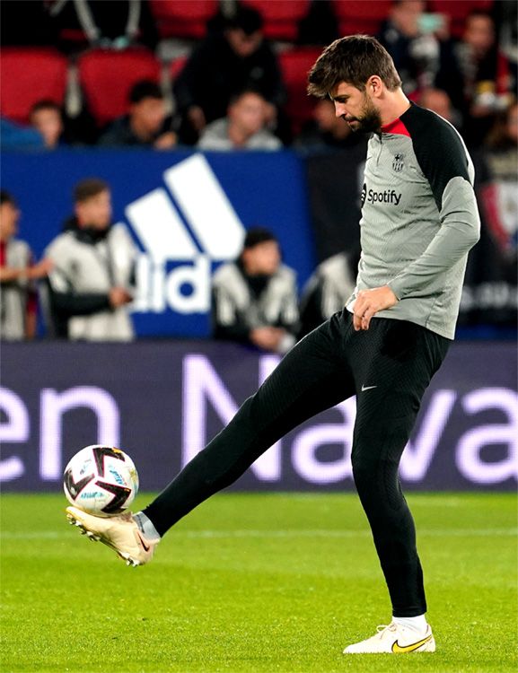 Piqué en El Sadar