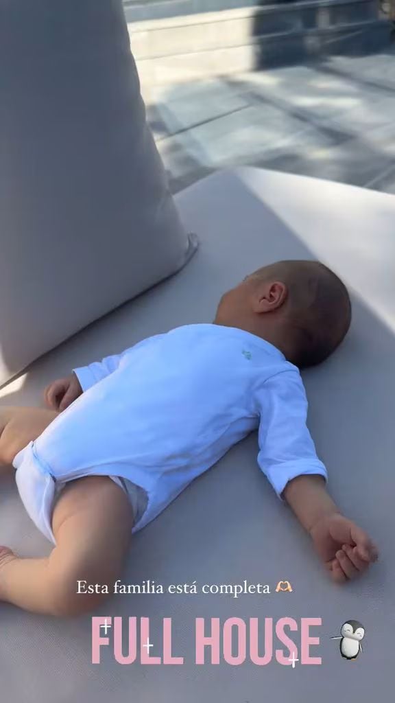 Michelle Renaud ha querido mostrar al pequeño Milo descansando