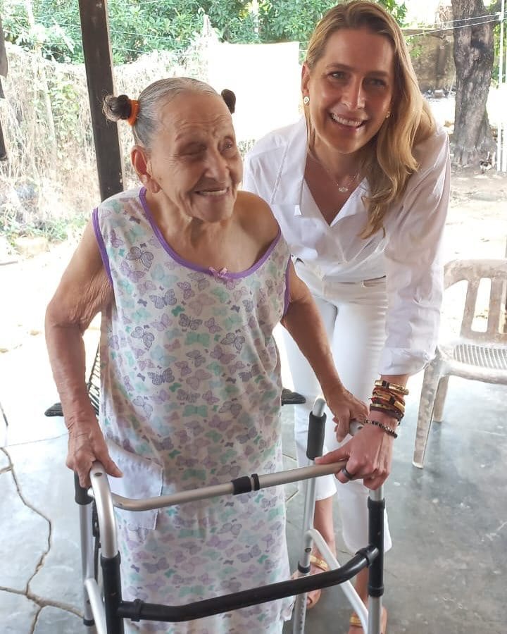 Tatiana Blatnik de viaje a Colombia para ver a su cuidadora 