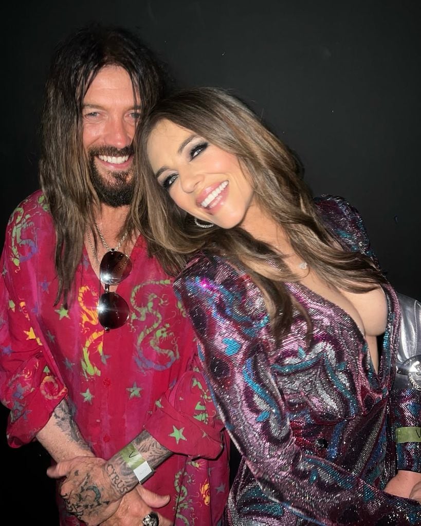 Elizabeth Hurley y Billy Ray Cyrus