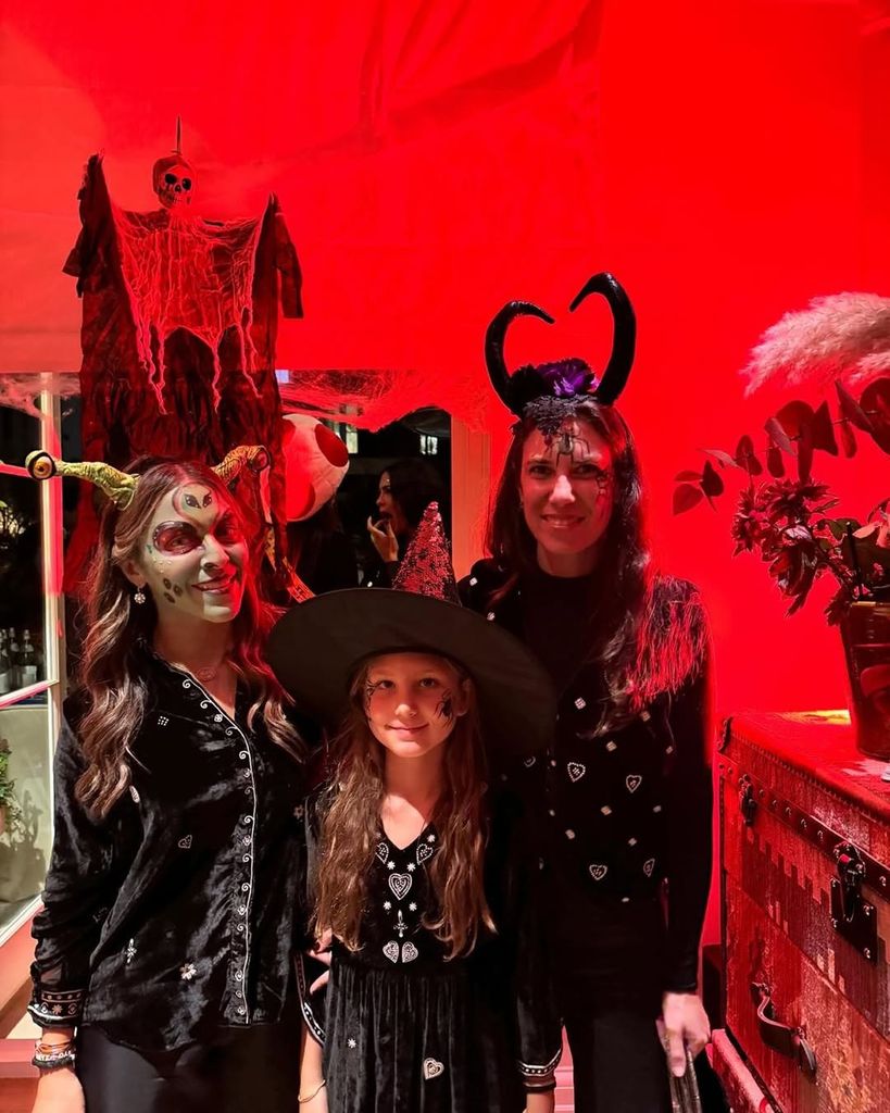 Dana, India y Tatiana disfrazadas para Halloween