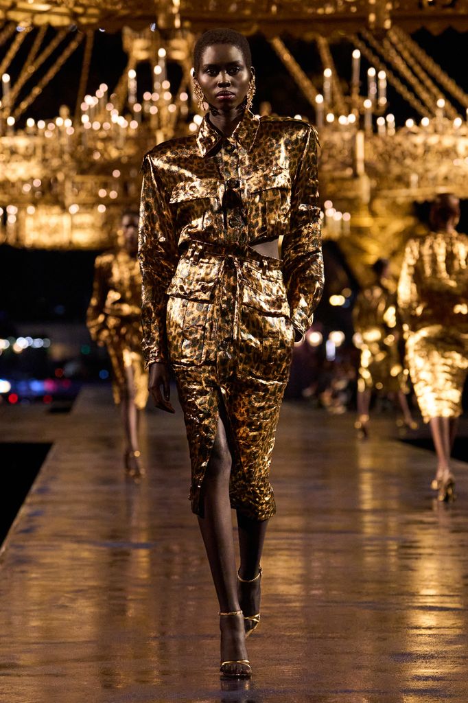 Paris Fashion Week: desfile de Saint Laurent (Primavera/Verano 2027)