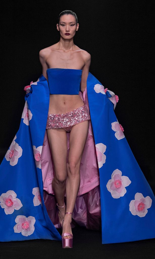 le club couture es el nombre de la colecci n primavera verano 2023 de valentino
