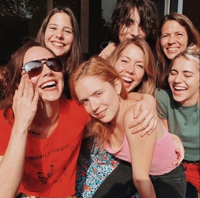 La actriz junto a 6 de sus 9 hermanos por parte de su papá.