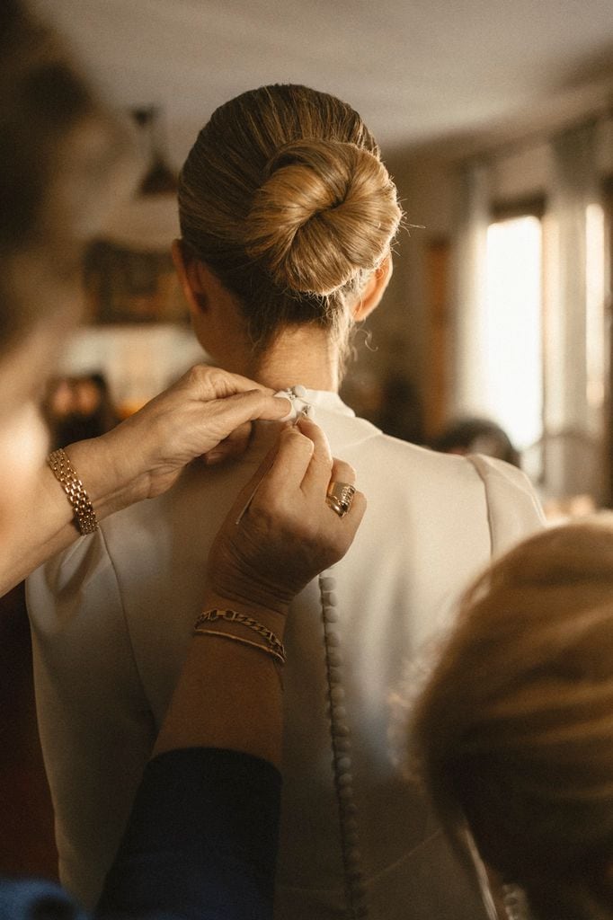 Recogido bajo de novia en moño de bailarina