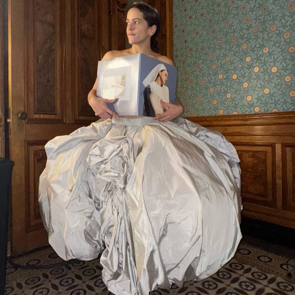 'LUX' tiene una marcada diferencia artística entre los trabajos anteriores de Rosalía