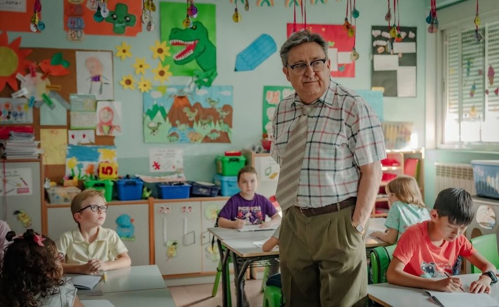 Mariona Peña es don Manuel, un profesor de los de toda la vida