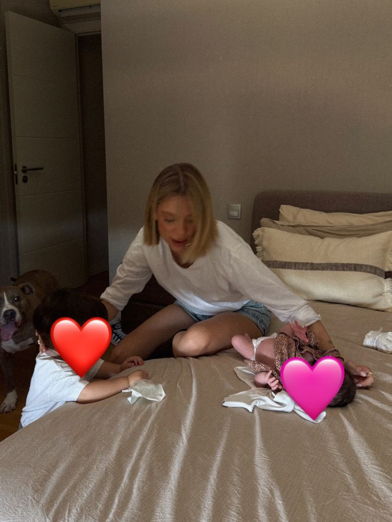Alejandrá, mamá orgullosa de Carlo y Tessa