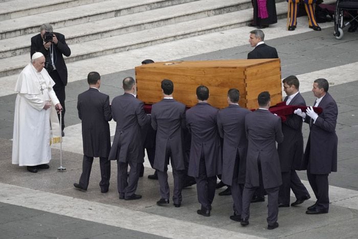 Funeral de Benedicto XVI en San Pedro del Vaticano