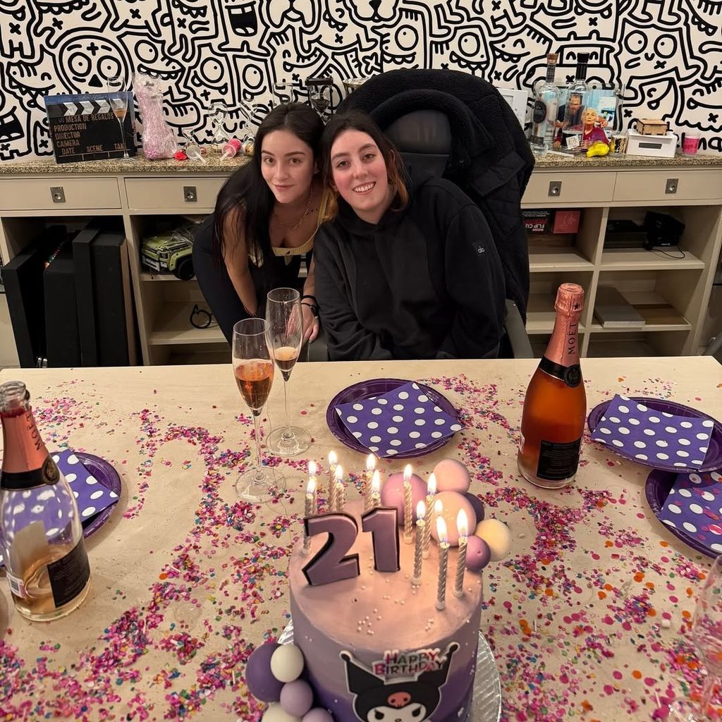 Paola Dalay y su cuñada Vicky.
